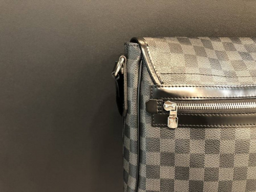 バッグの市川　　　古着