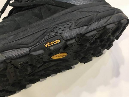 HOKA ONEONEのホカオネオネ