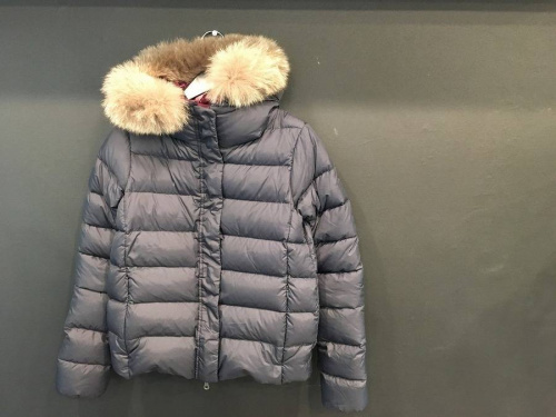 DUVETICAのダウンジャケット