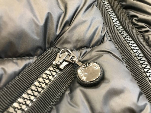 モンクレールの行徳　　　　買取