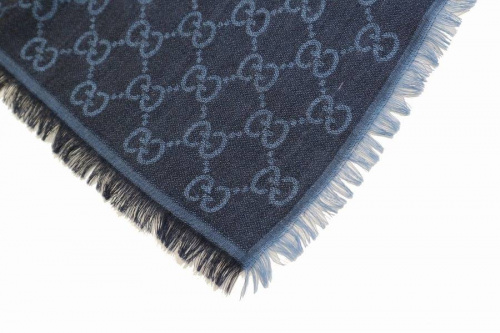 グッチのストール