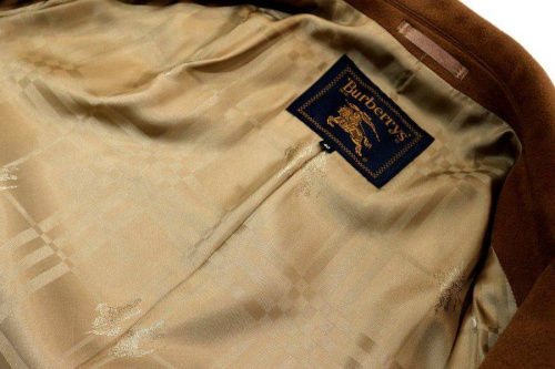 burberry'sのチェスターコート