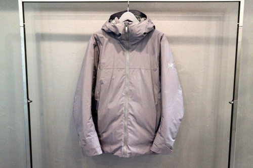 レアアイテムのARC'TERYX
