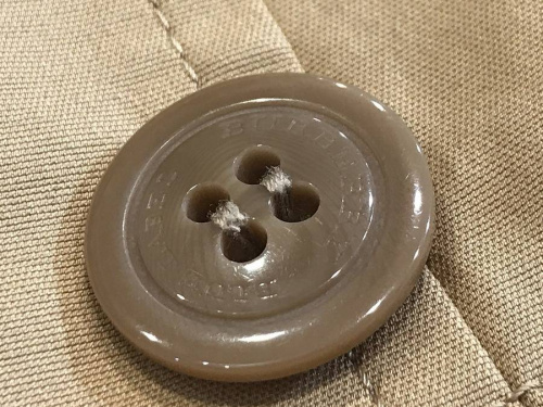 トレンチジャケットの行徳 買取