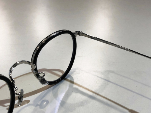 オリバーピープルズの白山眼鏡