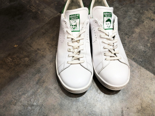 スタンスミスのラフシモンズ