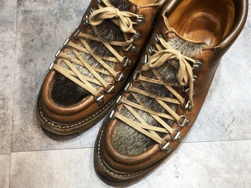 レアアイテムのパラブーツ