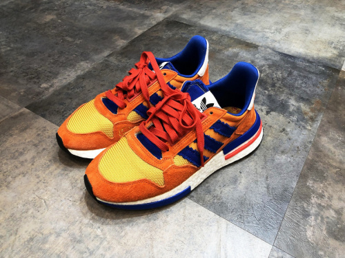 ドラゴンボールのアディダスオリジナルズ