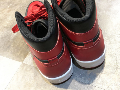 ジョーダンのナイキ