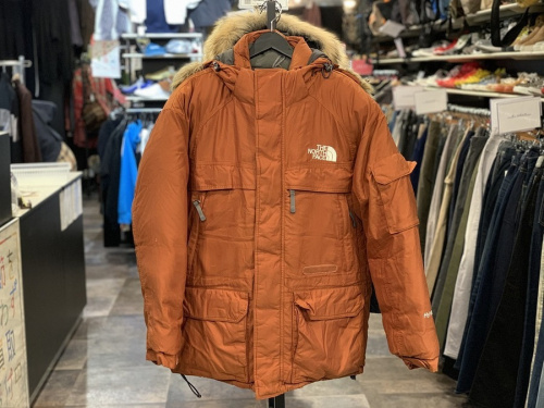 アウトドアブランドのTHE NORTH FACE（ザノースフェイス）