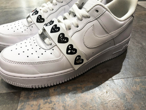 レアアイテムのcomme des garcons（コムデギャルソン）