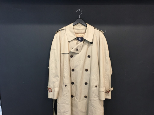 レアアイテムのBURBERRY