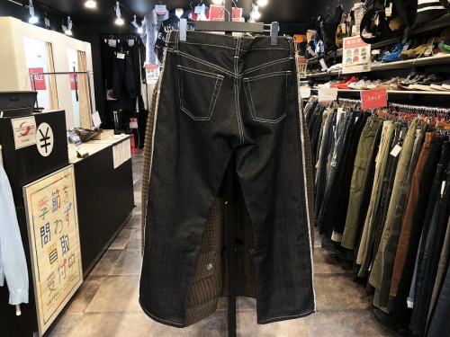 レアアイテムのコムデギャルソン