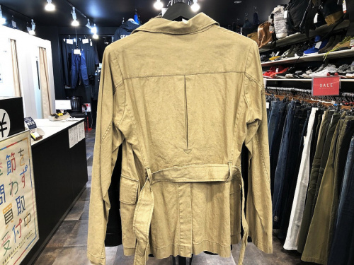 ナイジェルケーボンのブルゾン