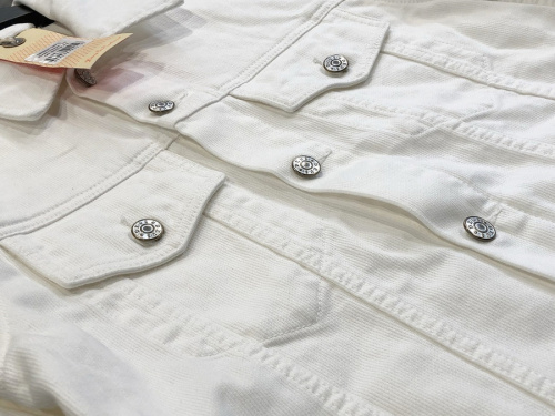 デウスエクスマキナのデニムジャケット