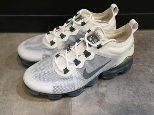 ナイキのNIKE AIR VAPORMAX 2019 PRM