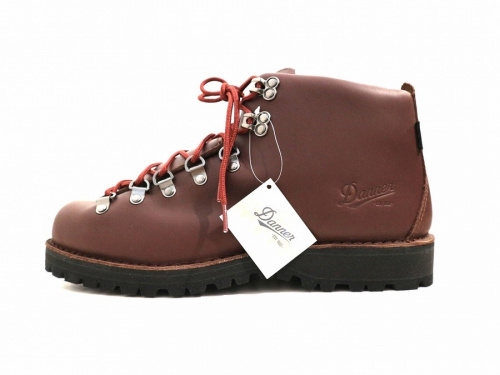 Danner TRAIL FIELDのトレッキングブーツ