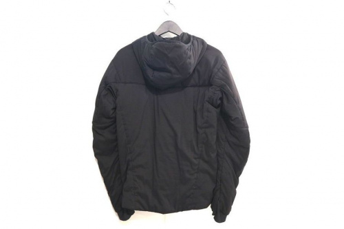 アークテリクスのProton AR Hoody