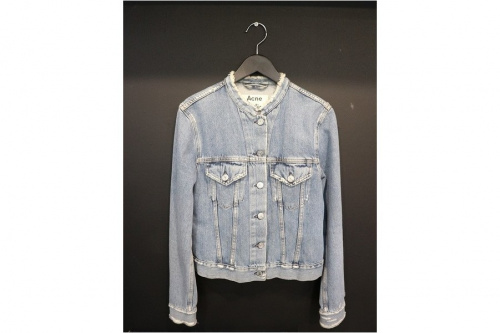 acne studiosのアクネ ストゥディオズ