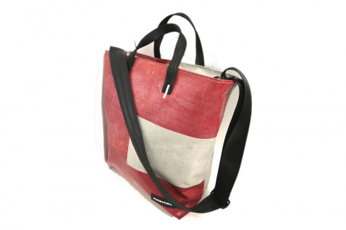 フライターグのBOB TOTE BAG
