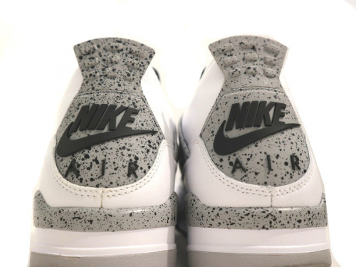 NIKE AIR JORDAN 4 CEMENTのレアアイテム
