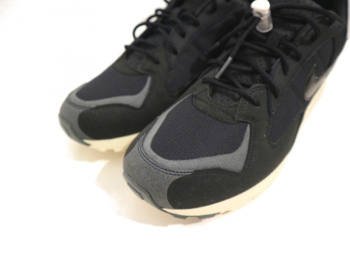 ナイキのNIKE×FOG SKYLON