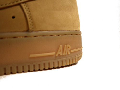ナイキのNIKE AIR FOACE 1 HIGH 07 LV8