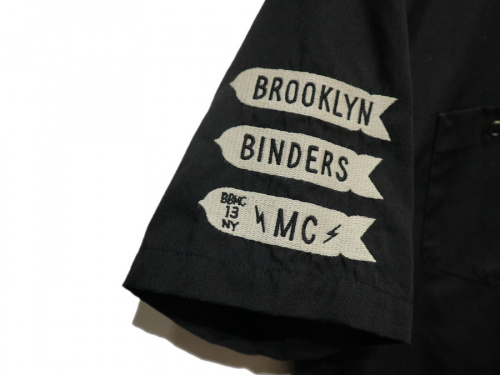 半袖チェーン刺繍シャツのメンズ