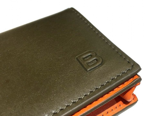 レアアイテムのBALENCIAGA