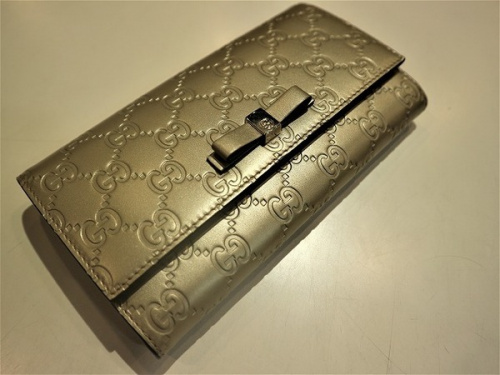 レアアイテムのGUCCI