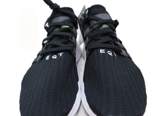 スニーカーのメンズ