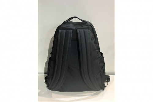 ブリーフィングのデイパック