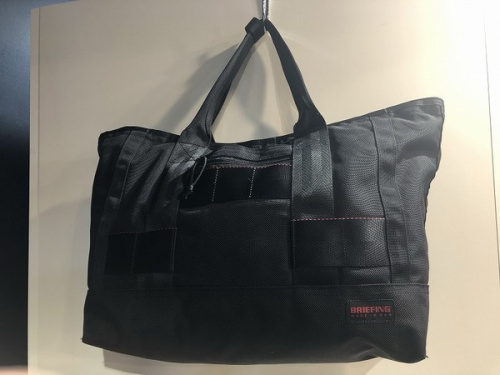 ビジネスアイテムのBRIEFING