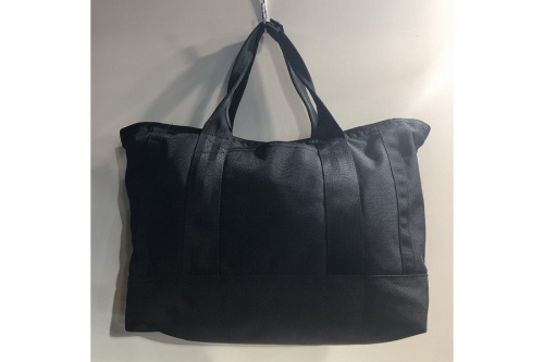 ブリーフィングのトートバッグ