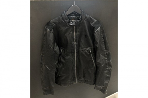 G-STAR　RAW　のジースターロゥ