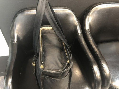 レディースのバッグ