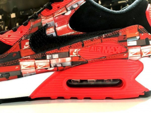 スニーカーのメンズ