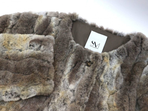 トップスのレディース