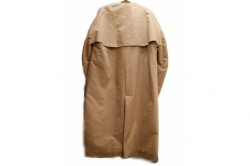 エンフォルドのコート