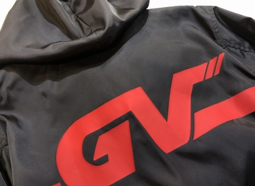 ラグジュアリーブランドのGIVENCHY