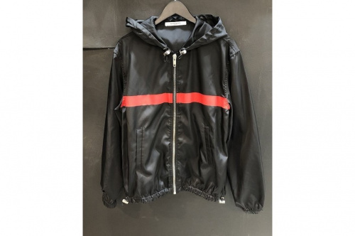 GIVENCHYのジバンシー