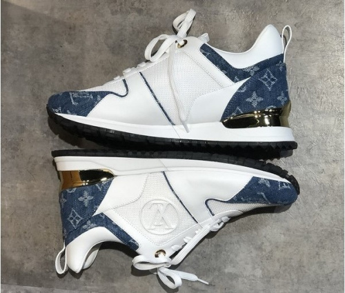 ルイヴィトンのスニーカー