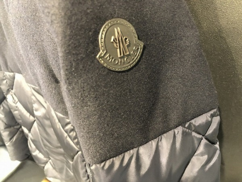 ダウンジャケットのメンズ