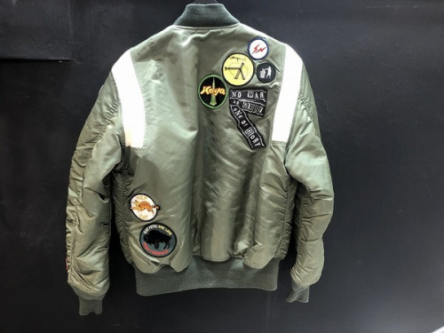 ステューシーのジャケット