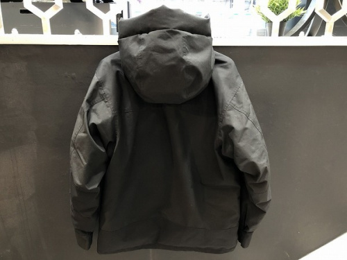 ラスカプロのダウンジャケット