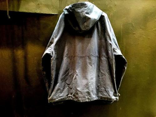 ステューシーのアノラックパーカー