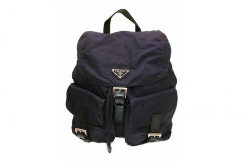 プラダのリュック
