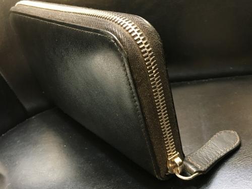 ジバンシーの財布