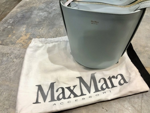 キャリアファッションのMICHAEL KORS