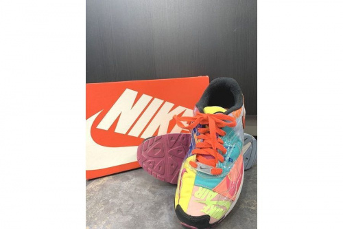 スニーカーのNIKE